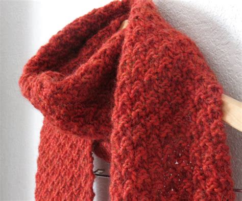 knit, too!: Red Scarf Project + a pattern!