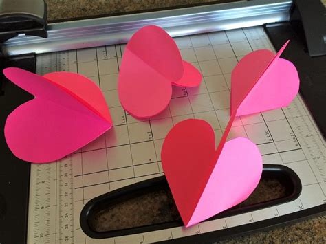 3D Paper Hearts Paper Craft - DIY Inspired