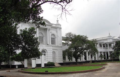 Bangladesh Historical Place: High Court Building