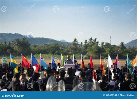 Prime Minister Tun Mahathir Delivers Opening Speech Editorial Photo ...