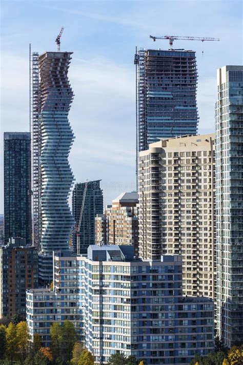 High Rise Towers, Mississauga Skyline, Mississauga, Ontario, Canada ...