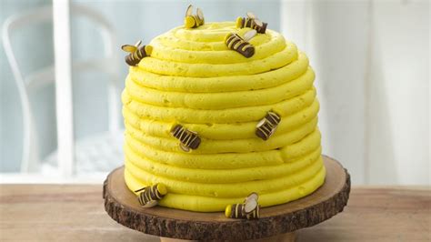 Honey-Lemon Beehive Cake Recipe - Tablespoon.com