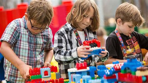 Kids Building Legos