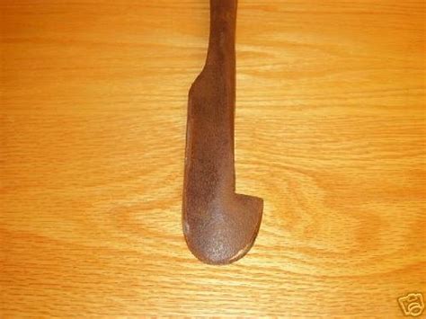 ANTIQUE LOG SPUD CARPENTERS BARN OLD DE- BARKING TOOL | #23521077