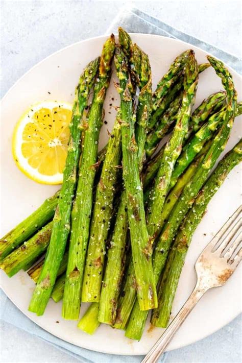 How to Cook Asparagus - Jessica Gavin