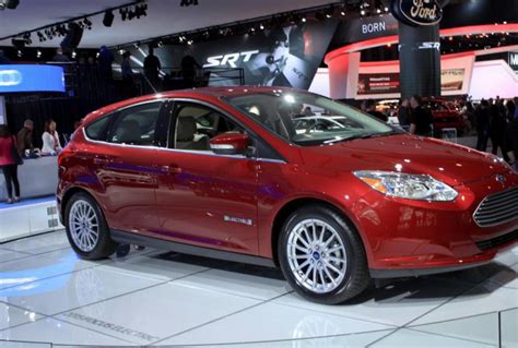 Ford Focus Electric Photos and Specs. Photo: Focus Electric Ford new ...