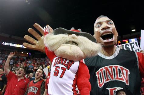 Reid says he didn’t urge UNLV to rethink its mascot - Las Vegas Sun News