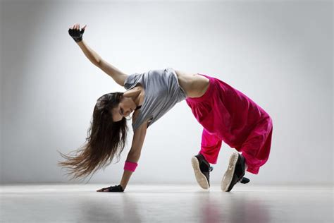 How Is Waacking Dance Different From Other Forms Of Dancers? | Sport ...