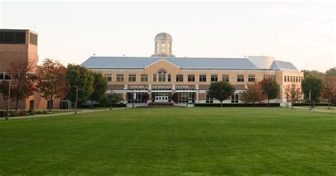 Robert Morris University unveils plan to consolidate schools