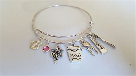 Personalized Dental Hygienist Bracelet, Dental Assistant, Medical, Graduation | Jewelry trends ...