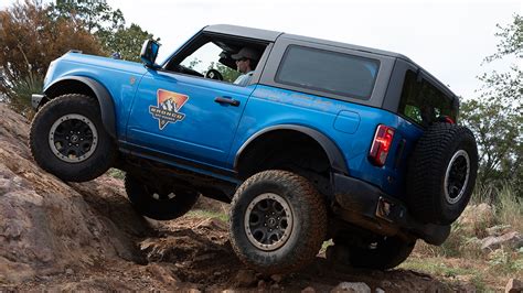 Here's How To Drive a Ford Bronco Off-Road For $795 | American Cars And ...