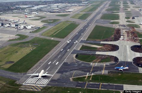 NEWS London Heathrow Airport runway closed after flying drone spotted in airspace on Saturday