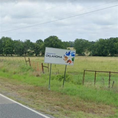 Welcome to Oklahoma sign in Foreman, AR (Google Maps)