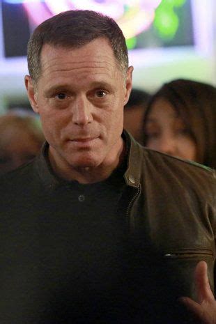 Jason Beghe as Detective Hank Voight | Jason beghe, Nbc chicago pd, Chicago pd