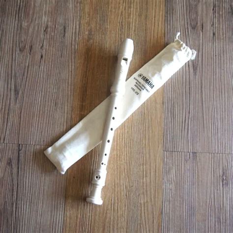 Recorder Yamaha YRS-23 - Red Musik Bali