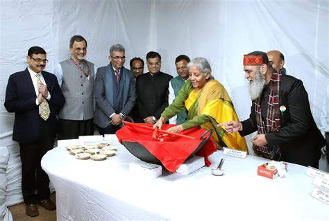 Halwa Ceremony: Halwa Ceremony held before the budget, the Finance ...