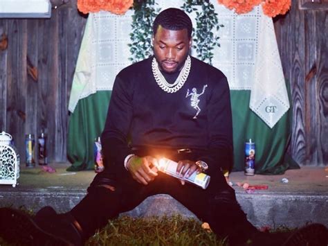 Meek Mill Smoothly Reveals A New Album Coming Soon | HipHopDX