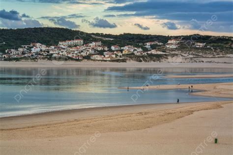 Foz Do Arelho Portugal 26 June 2017foz Do Arelho Beach In Foz Do Arelho ...