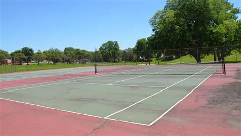 Seven Oaks Park Tennis Courts | KC Recreation & Activities