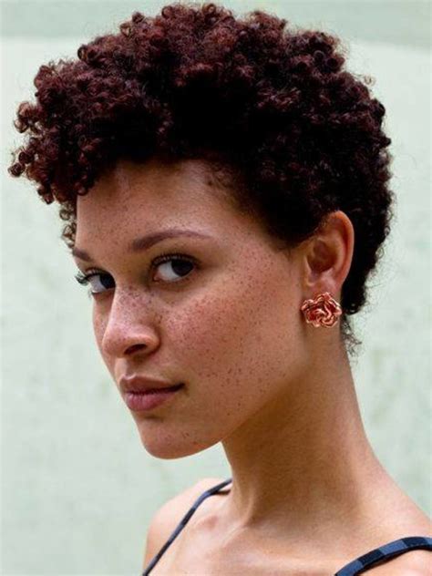 17 Look stunning with your short natural curly black hairstyle ...