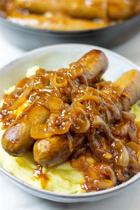 Bangers and Mash - Contentedness Cooking