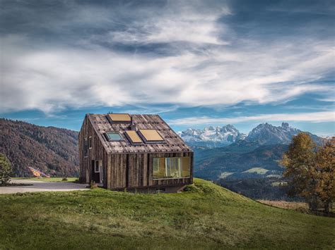 leierhof-house-in-the-alps-by-maximilian-eisenkock-architecture-09 ...