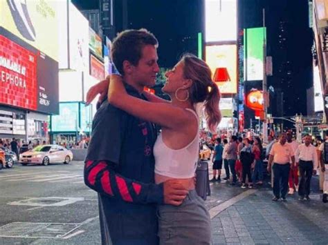 Who is Marta Kostyuk's boyfriend? Know all about Alex Zakharov ...