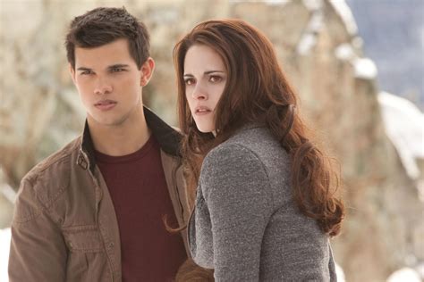 THE TWILIGHT SAGA: BREAKING DAWN – PART 2 TV Spot #3 - FilmoFilia