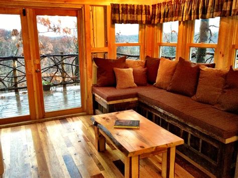 Treehouse living room with a beautiful view of the Mohican Valley | Cozy interior design ...