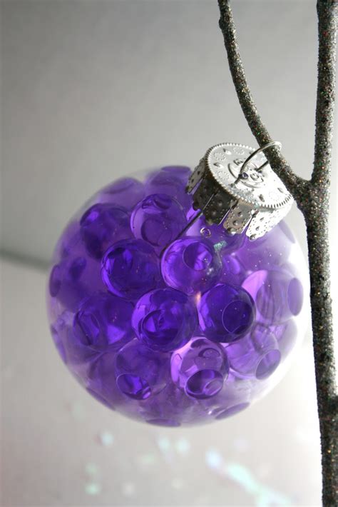 30 Creative Ideas for Decorating and Filling Clear Glass Ornaments