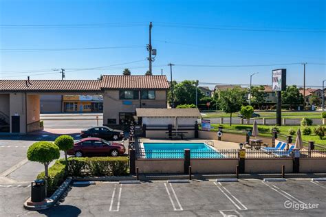 Hotel - Motel in Los Angeles | Rent this location on Giggster