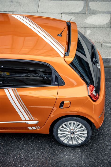 2021 Renault Twingo Electric Detailed, Offers Longer Range Than ...