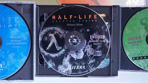 Just look at these gorgeous Half-Life CD ROMs | Rock Paper Shotgun