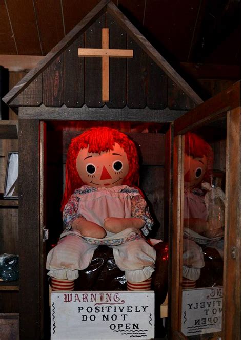 Anabelle (the haunted doll) vs. Robert the Doll (the haunted doll) : r/whowouldwin