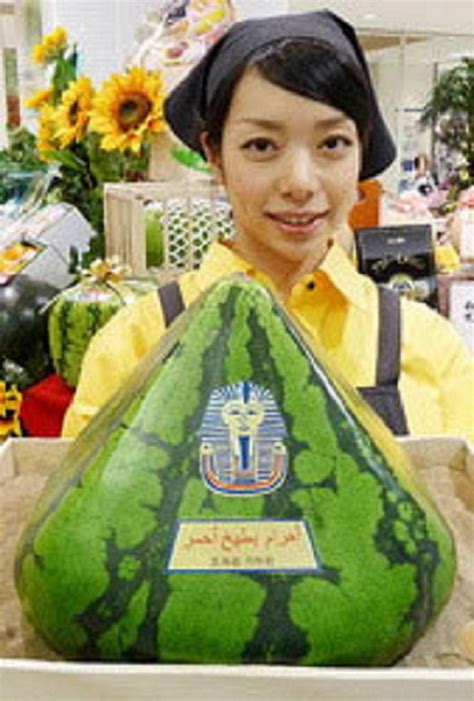 Pyramid Watermelon In Japan Makes News – Elite Choice