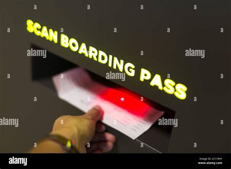 Scan boarding pass hi-res stock photography and images - Alamy