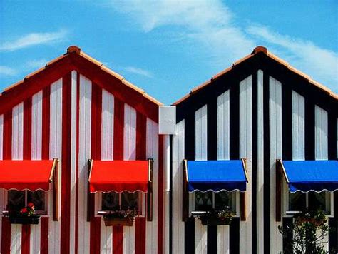 Curious Places: Striped houses of Costa Nova (Costa Nova do Prado ...