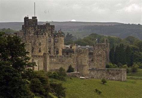 Alnwick Castle from Gardens - Ed O'Keeffe Photography