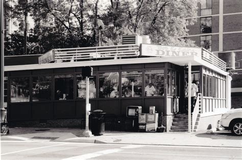 Oral History: Bob & Edith’s Diner