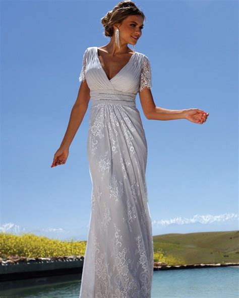 Mother Of The Bride Dresses: 27 Looks For Mom's [2023 Guide]