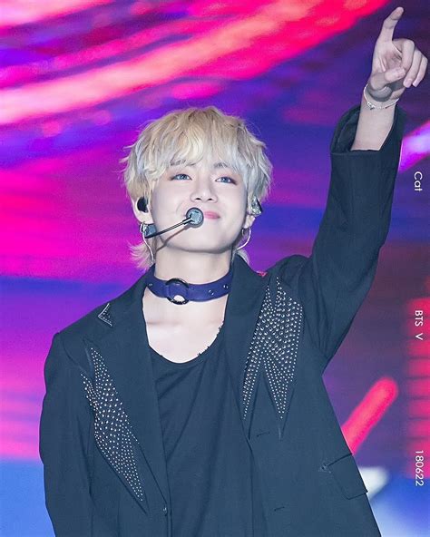 180622 taehyung at lotte dutty free family concert #BTS #V #TAEHYUNG ...