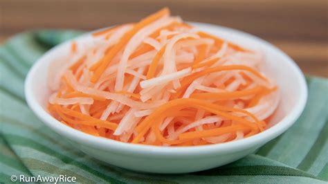 Carrot and Radish Pickles (Do Chua) - Easy Refrigerator Pickles Recipe