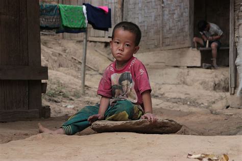 boy, wearing, red, white, crew-neck t-shirt, child, kid, sad, poverty, childhood | Pxfuel