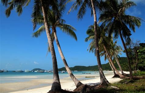 Cua Can Beach: a Primitive Attraction in Phu Quoc Island, Vietnam