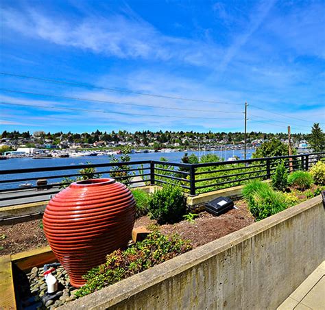 Eastlake 2851 | Apartments in Seattle, WA