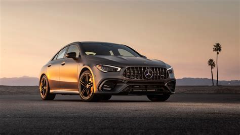 Mercedes-Benz Reveals CLA And CLA45 AMG Shooting Brake