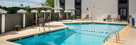 Pet-Friendly Hotel in Winston-Salem, NC | Courtyard Winston-Salem ...