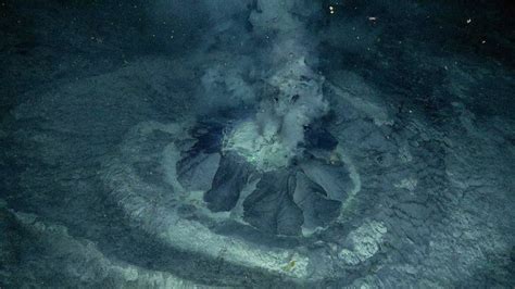 Underwater volcano erupting with mud, fluids from Earth's interior ...