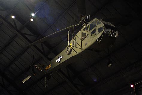 Sikorsky R-4B Hoverfly > National Museum of the United States Air Force™ > Display