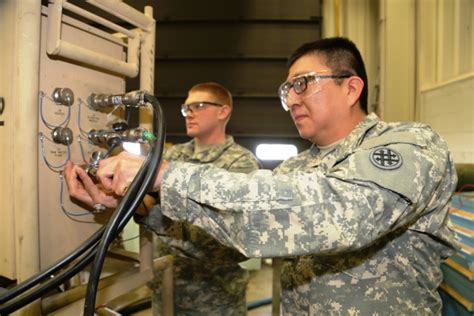 Soldiers train at Fort McCoy RTS-Maintenance to build 91J equipment ...